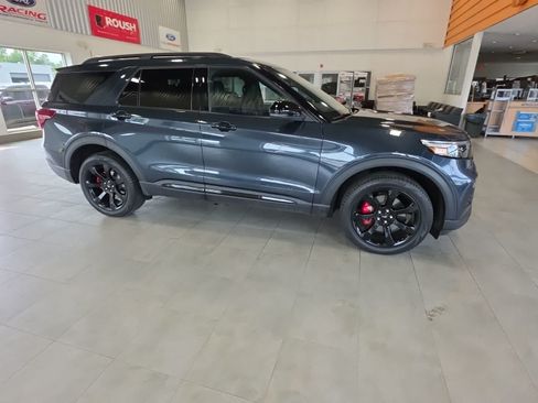 Used 2023 Ford Explorer ST w/ Equipment Group 401A AWD/4WD image 7