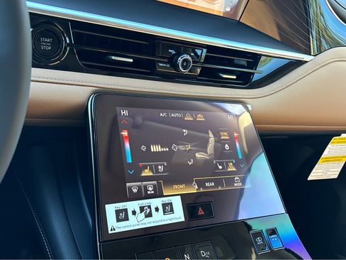 New 2026 INFINITI QX80 Luxe w/ Cargo Package image 12