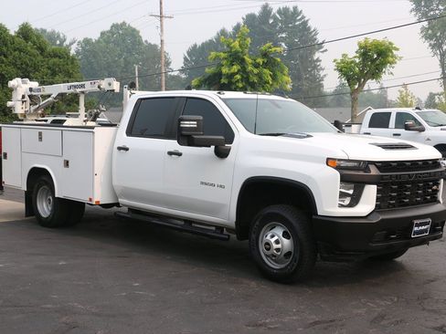 Used 2023 Chevrolet Silverado 3500 W/T w/ WT Convenience Package AWD/4WD image 7