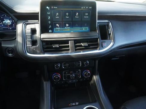 Used 2024 Chevrolet Tahoe High Country AWD/4WD image 21
