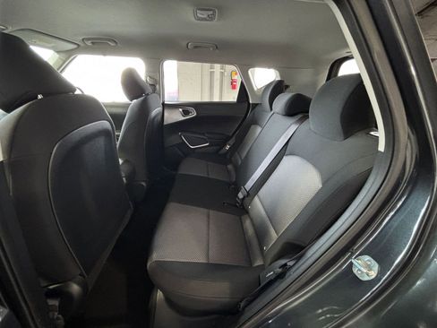 Used 2025 Kia Soul LX w/ LX Technology Package image 29