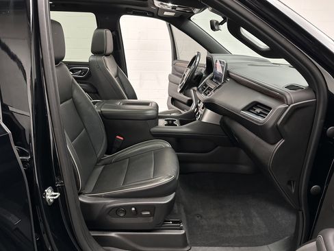 Used 2021 Chevrolet Tahoe Premier w/ Premium Package image 29