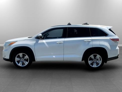 Used 2016 Toyota Highlander Limited AWD/4WD image 4