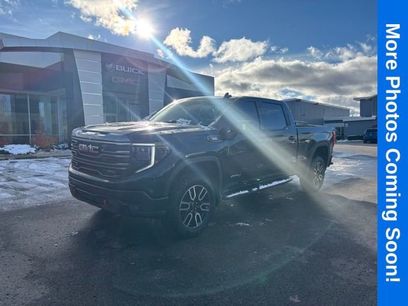 Used 2022 GMC Sierra 1500 AT4 w/ AT4 Preferred Package