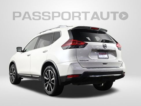 Used 2018 Nissan Rogue SL w/ Premium Package image 6