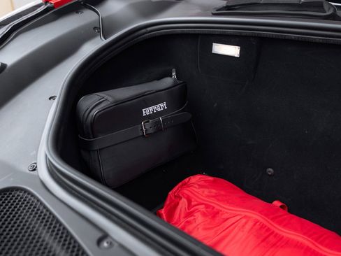 Used 2014 Ferrari 458 Speciale Coupe RWD image 76