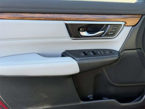 Used 2022 Honda CR-V Touring image 12