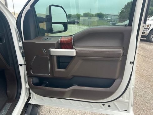 Certified 2021 Ford F250 King Ranch w/ FX4 Off-Road Package AWD/4WD image 13