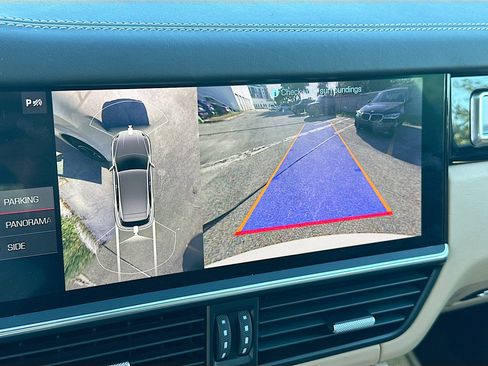 Used 2019 Porsche Cayenne Turbo image 15