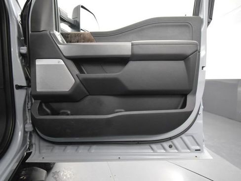 Used 2024 Ford F250 Lariat image 47