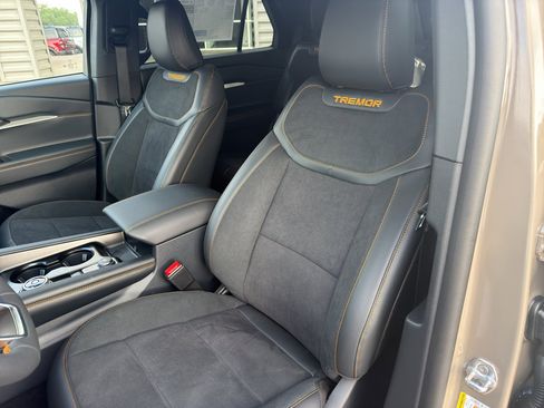 New 2026 Ford Explorer Tremor AWD/4WD image 25