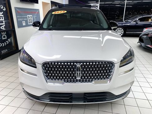 Used 2022 Lincoln Corsair Standard AWD 4dr SUV w/ Premium Package image 4