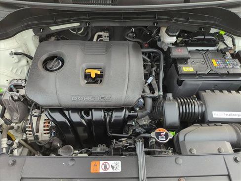 Used 2024 Kia Soul LX w/ Option Group 015 FWD image 21
