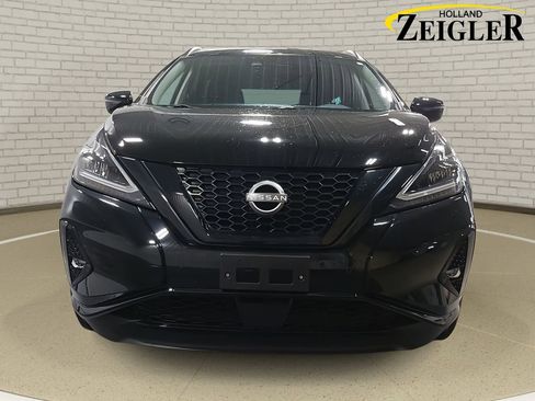 Used 2023 Nissan Murano SV w/ SV Midnight Edition Package image 2