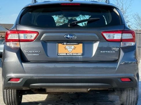 Used 2019 Subaru Impreza 2.0i Premium image 4