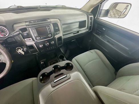 Used 2017 RAM 2500 Tradesman w/ Chrome Appearance Group image 11