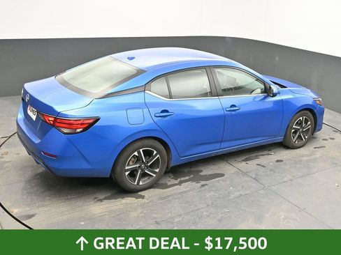 Used 2025 Nissan Sentra SV image 44