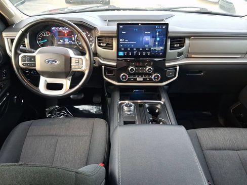 Used 2024 Ford Expedition Max XLT RWD image 9