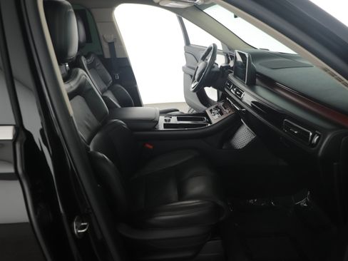 Certified 2022 Lincoln Aviator Reserve w/ Equipment Group 201A image 16