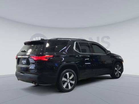 Used 2022 Chevrolet Traverse LT w/ LT Premium Package AWD/4WD image 11