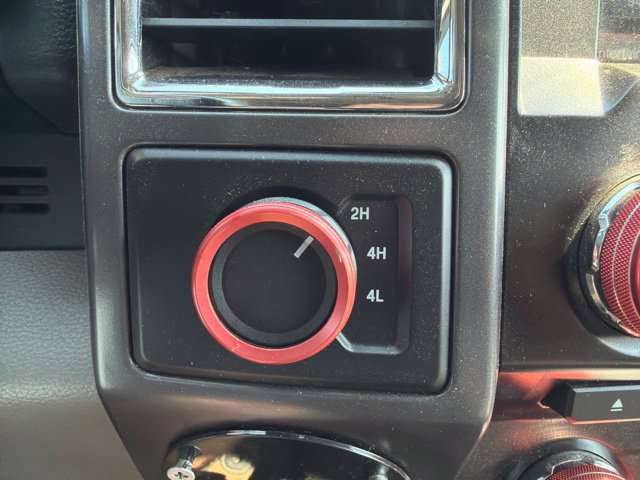 Used 2015 Ford F150 XLT w/ Equipment Group 302A Luxury AWD/4WD image 17