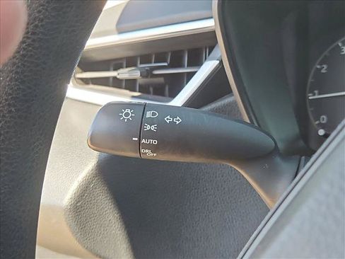 Used 2023 Toyota Corolla LE FWD image 14