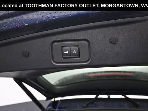 Used 2025 Nissan Pathfinder SV AWD/4WD image 7