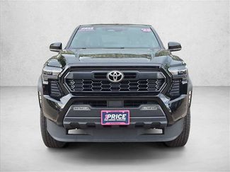 Used 2025 Toyota Tacoma TRD Off-Road AWD/4WD video 2