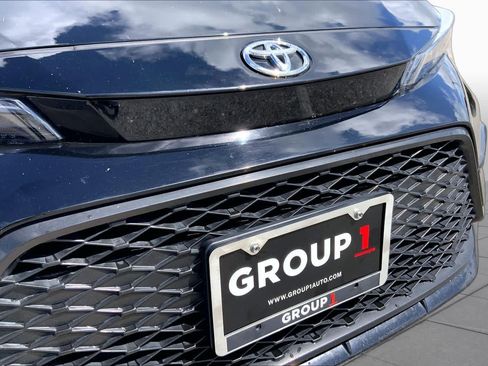 Used 2025 Toyota Corolla SE FWD image 29