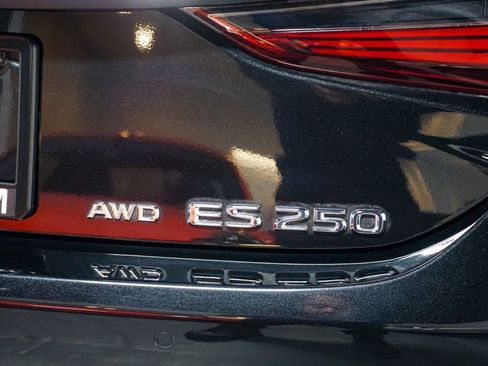 Used 2021 Lexus ES 250 w/ Premium Package image 52