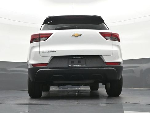 Used 2023 Chevrolet TrailBlazer LS FWD image 26