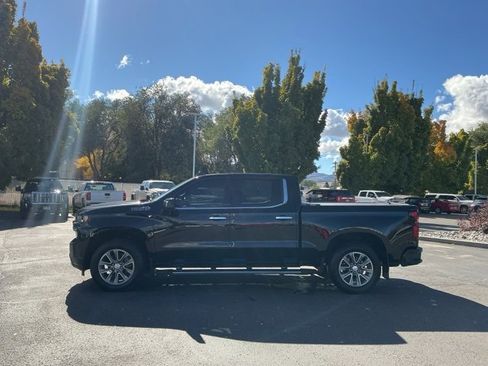 Used 2019 Chevrolet Silverado 1500 High Country w/ Technology Package image 9