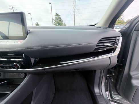 Used 2026 Nissan Rogue SL AWD/4WD image 20