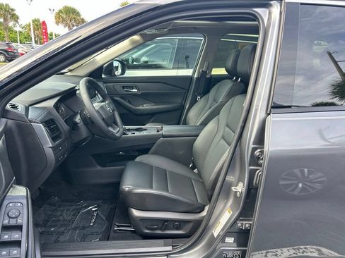 Certified 2026 Nissan Rogue Dark Armor FWD image 17
