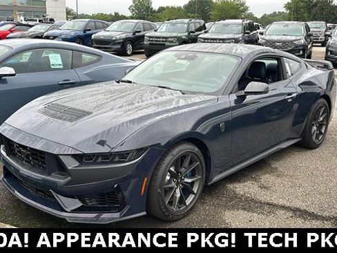 New 2025 Ford Mustang Dark Horse image 36