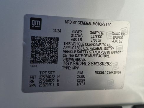 Certified 2025 Cadillac Escalade Premium Luxury Platinum AWD/4WD image 29
