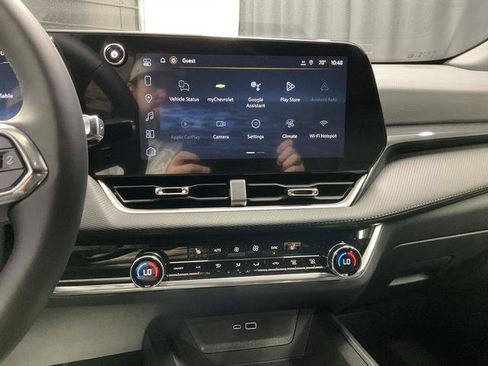 New 2026 Chevrolet Equinox LT w/ Convenience Package II AWD/4WD image 25
