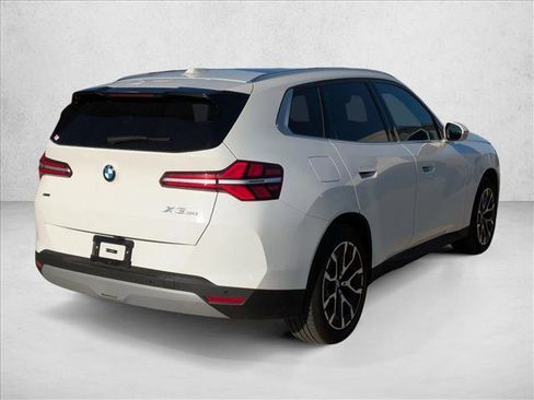 Used 2025 BMW X3 xDrive30i w/ Convenience Package image 5