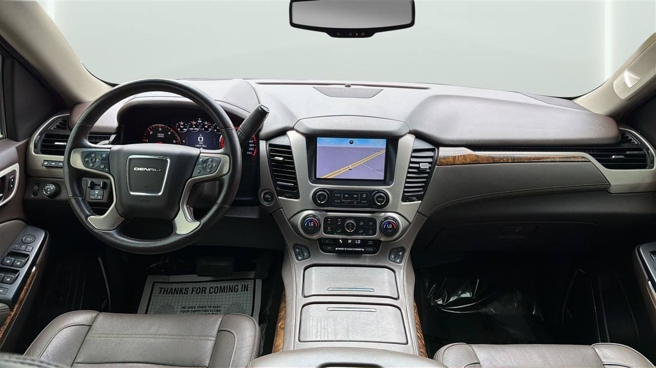 Used 2015 GMC Yukon XL Denali w/ Premium Package AWD/4WD image 22