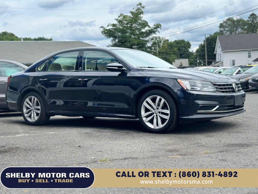 Used 2019 Volkswagen Passat 2.0T Wolfsburg w/ Wheels & Sunroof Package FWD image 3