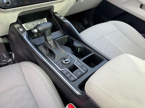 Used 2024 Kia Sorento S w/ Panoramic Sunroof Package AWD/4WD image 18