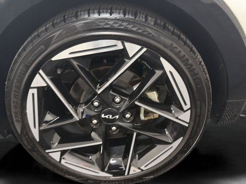 Used 2025 Kia K4 GT-Line w/ GT-Line Premium Package FWD image 24
