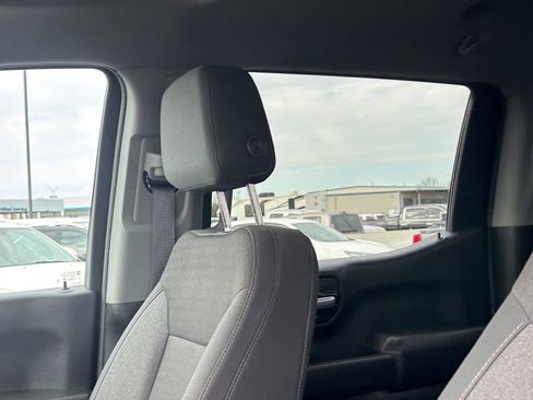 Certified 2025 Chevrolet Silverado 1500 Custom Trail Boss w/ Dark Appearance Package image 12