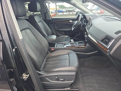 Used 2019 Audi Q5 2.0T Premium Plus w/ Premium Plus Package AWD/4WD image 5