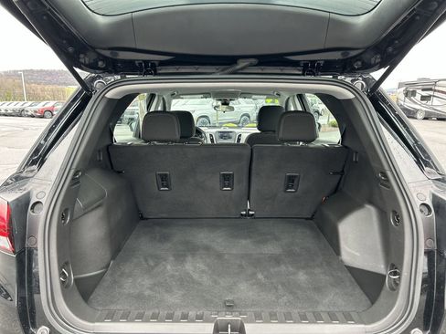 Used 2024 Chevrolet Equinox LS w/ Midnight Edition image 19