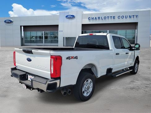 Used 2025 Ford F250 XLT AWD/4WD image 4