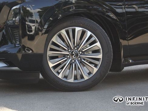 Certified 2026 INFINITI QX80 Luxe w/ Cargo Package image 3
