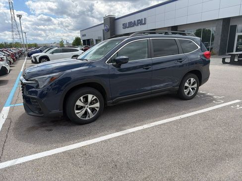 Used 2024 Subaru Ascent Premium w/ Convenience Package AWD/4WD image 1