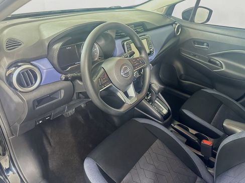 Used 2023 Nissan Versa SV w/ Trunk Package image 9