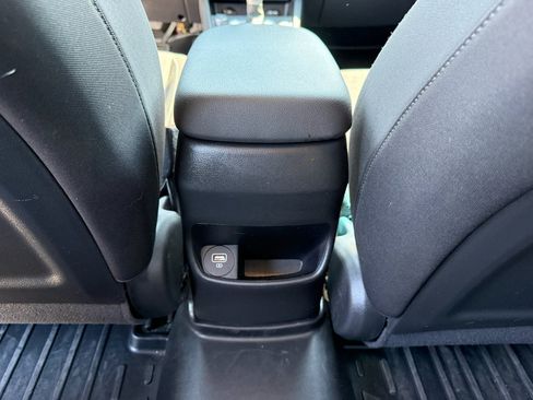 Used 2023 Hyundai Kona SEL AWD/4WD image 28
